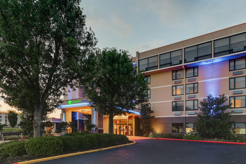 Holiday Inn Express Aberdeen-Chesapeake House By Ihg Eksteriør bilde