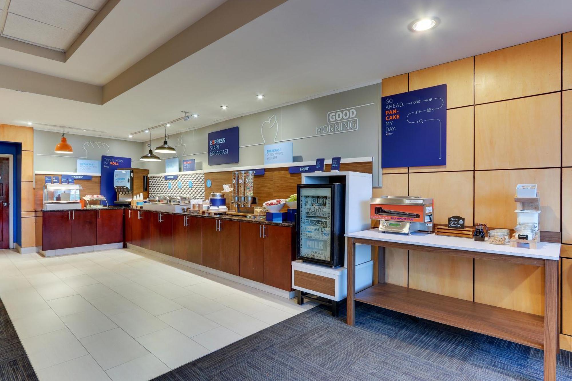 Holiday Inn Express Aberdeen-Chesapeake House By Ihg Eksteriør bilde