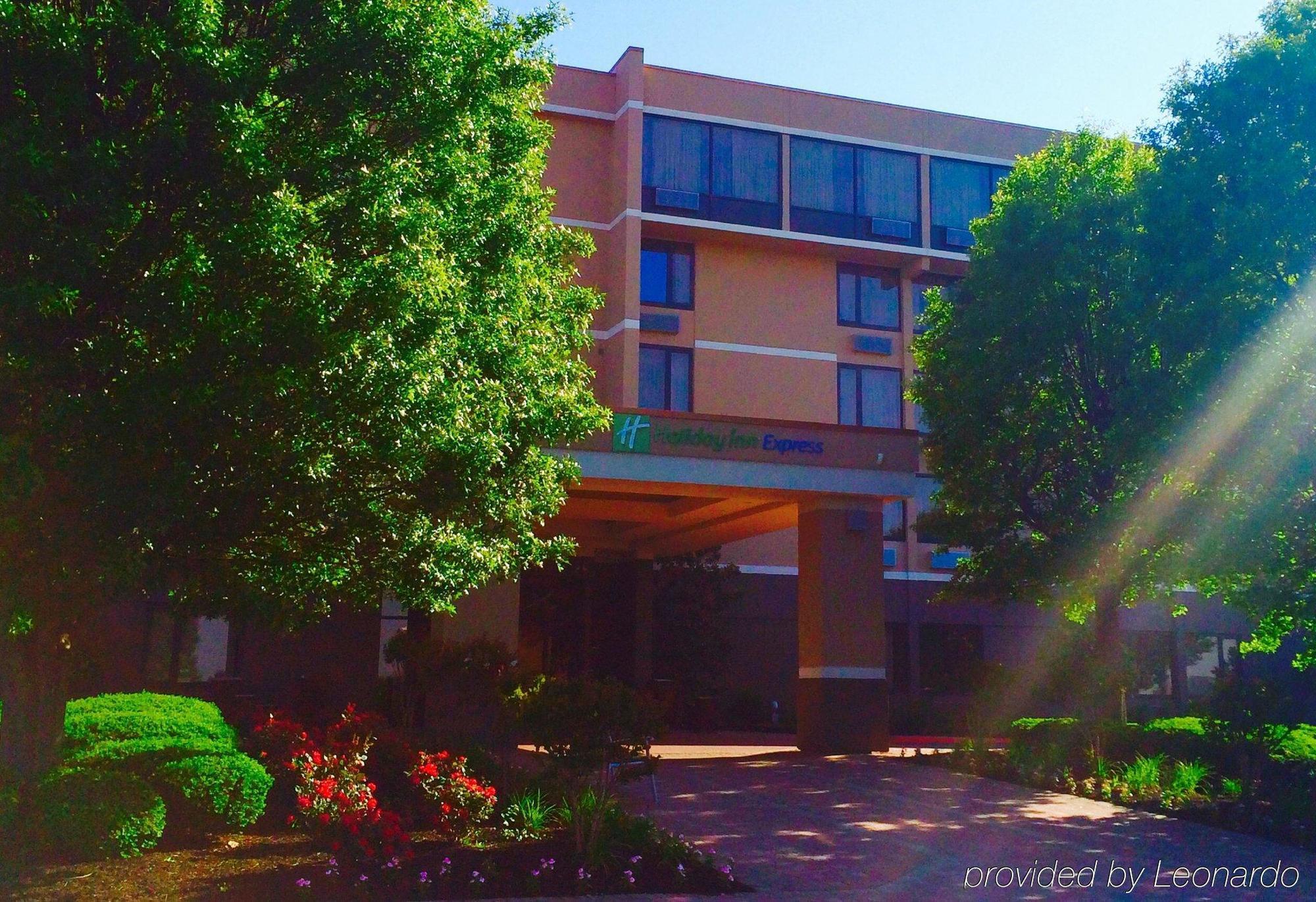 Holiday Inn Express Aberdeen-Chesapeake House By Ihg Eksteriør bilde
