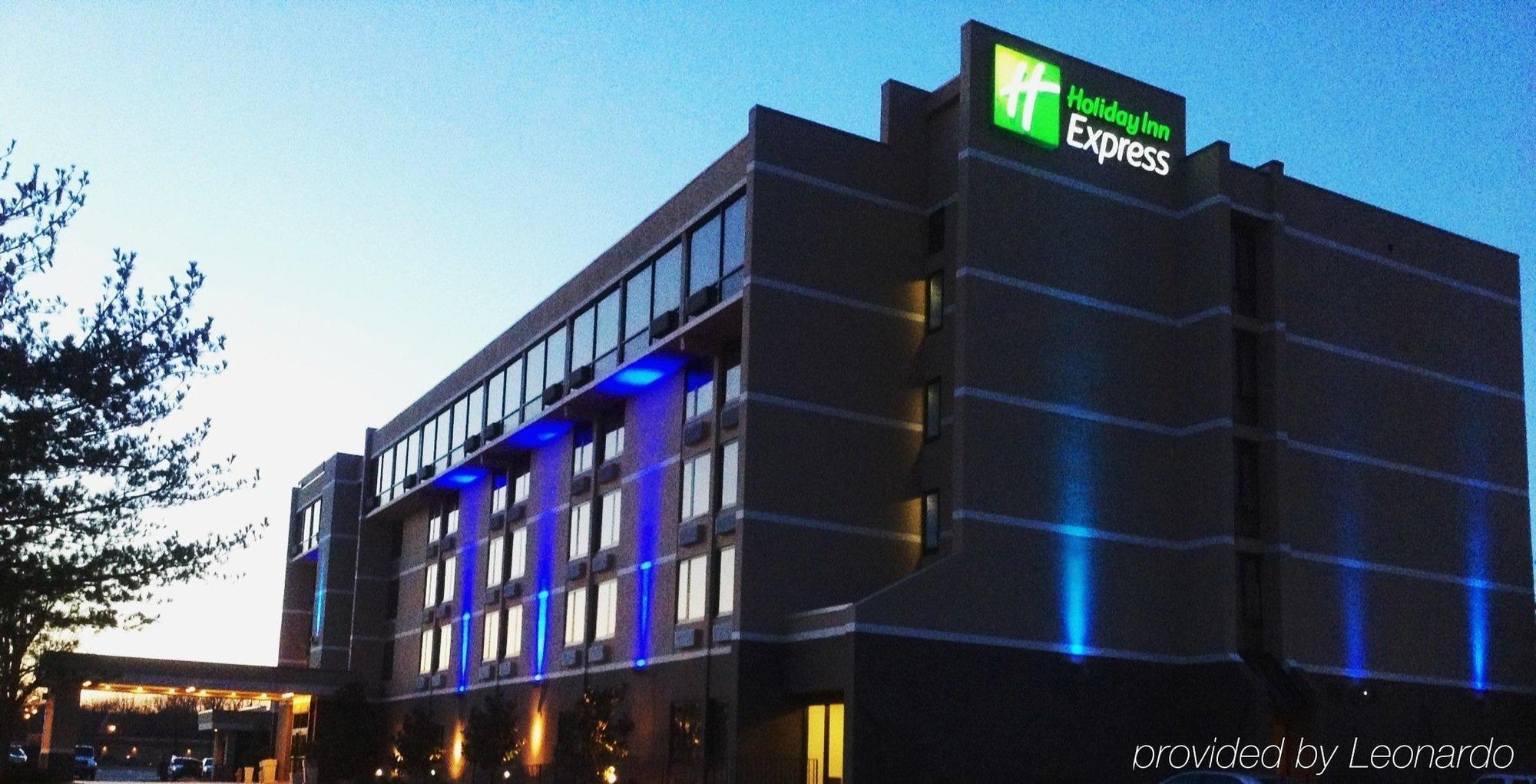 Holiday Inn Express Aberdeen-Chesapeake House By Ihg Eksteriør bilde